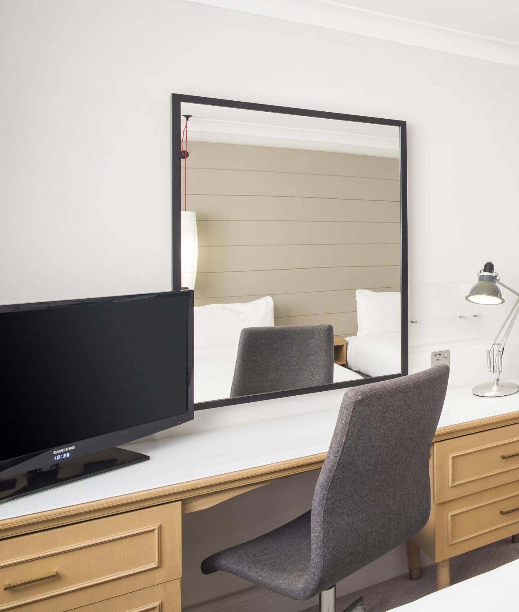 Holiday Inn Peterborough West By Ihg Buitenkant foto